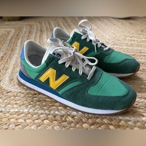 New Balance 420 size 10.5 Green and Yellow Sneakers